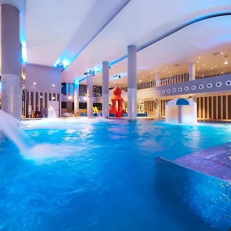 Apartament Vacationclub - Baltic Park G.105 *